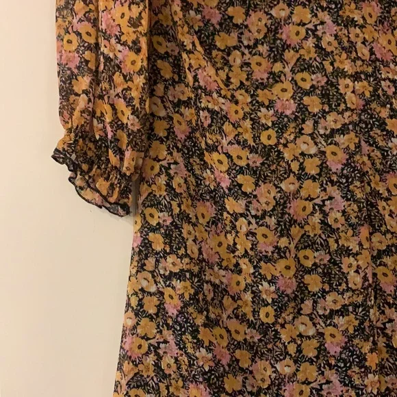 Zara dress. Three quarter sleeve - Picture 5 of 5